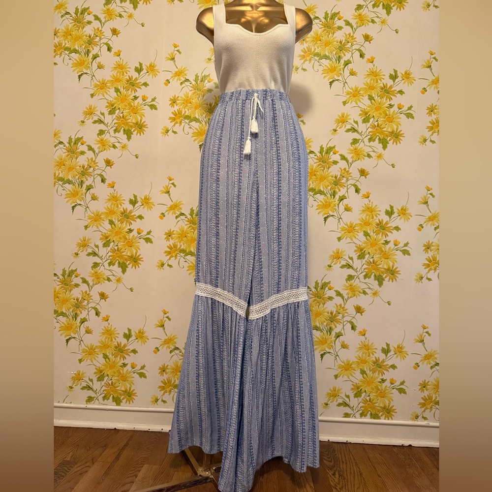 Blue and White crochet Lace Trim palazzo size M
